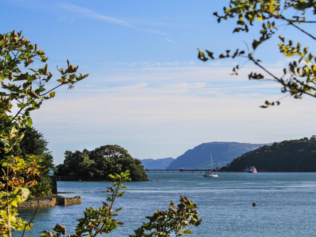 Ynys Faelog Cottage メナイ・ブリッジ エクステリア 写真