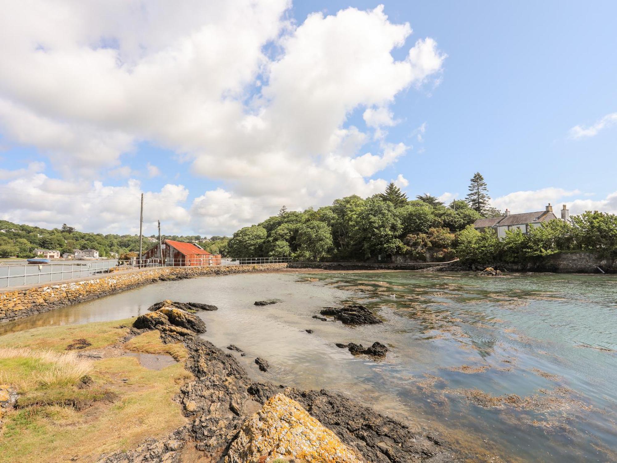 Ynys Faelog Cottage メナイ・ブリッジ エクステリア 写真