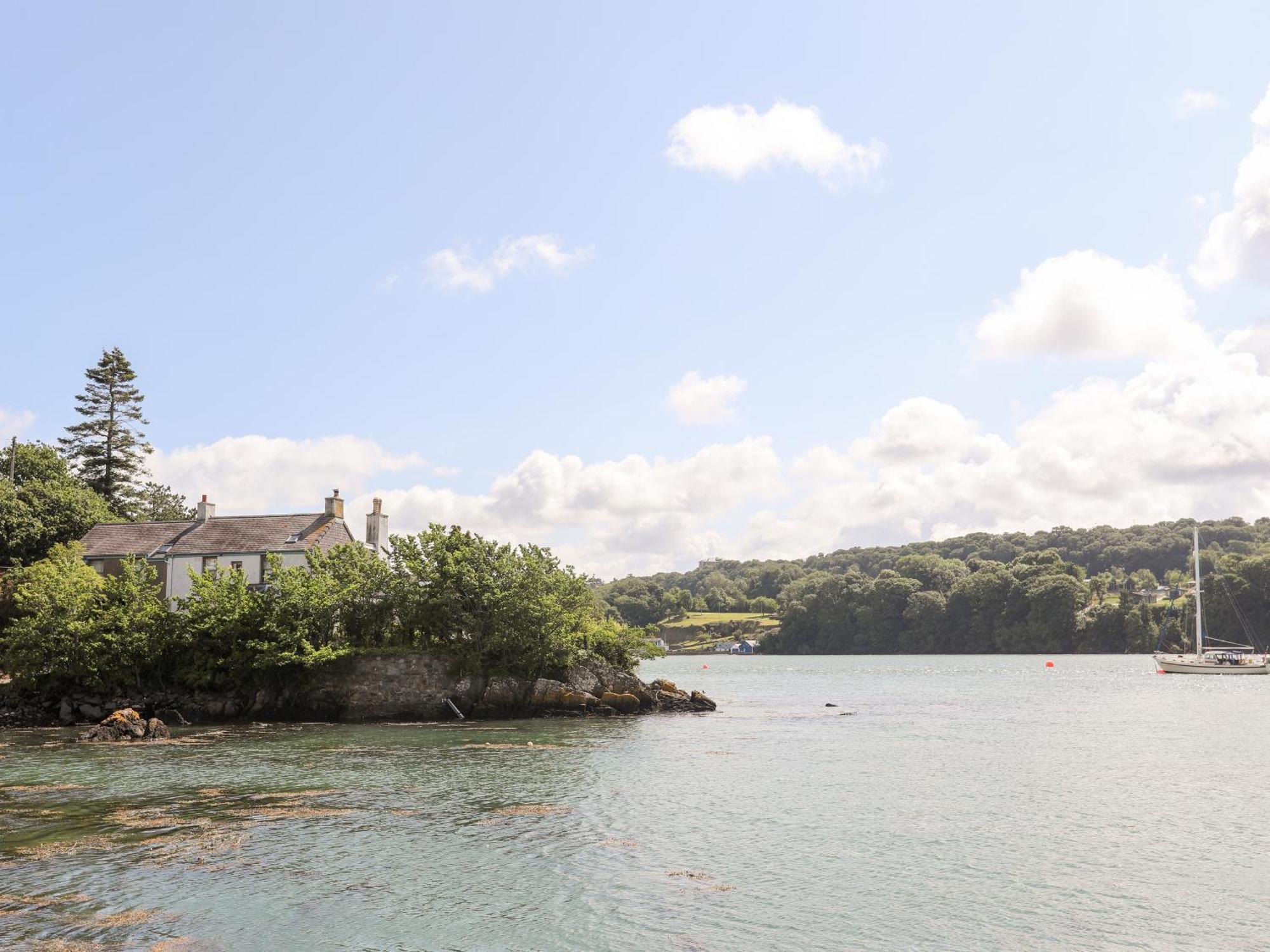 Ynys Faelog Cottage メナイ・ブリッジ エクステリア 写真